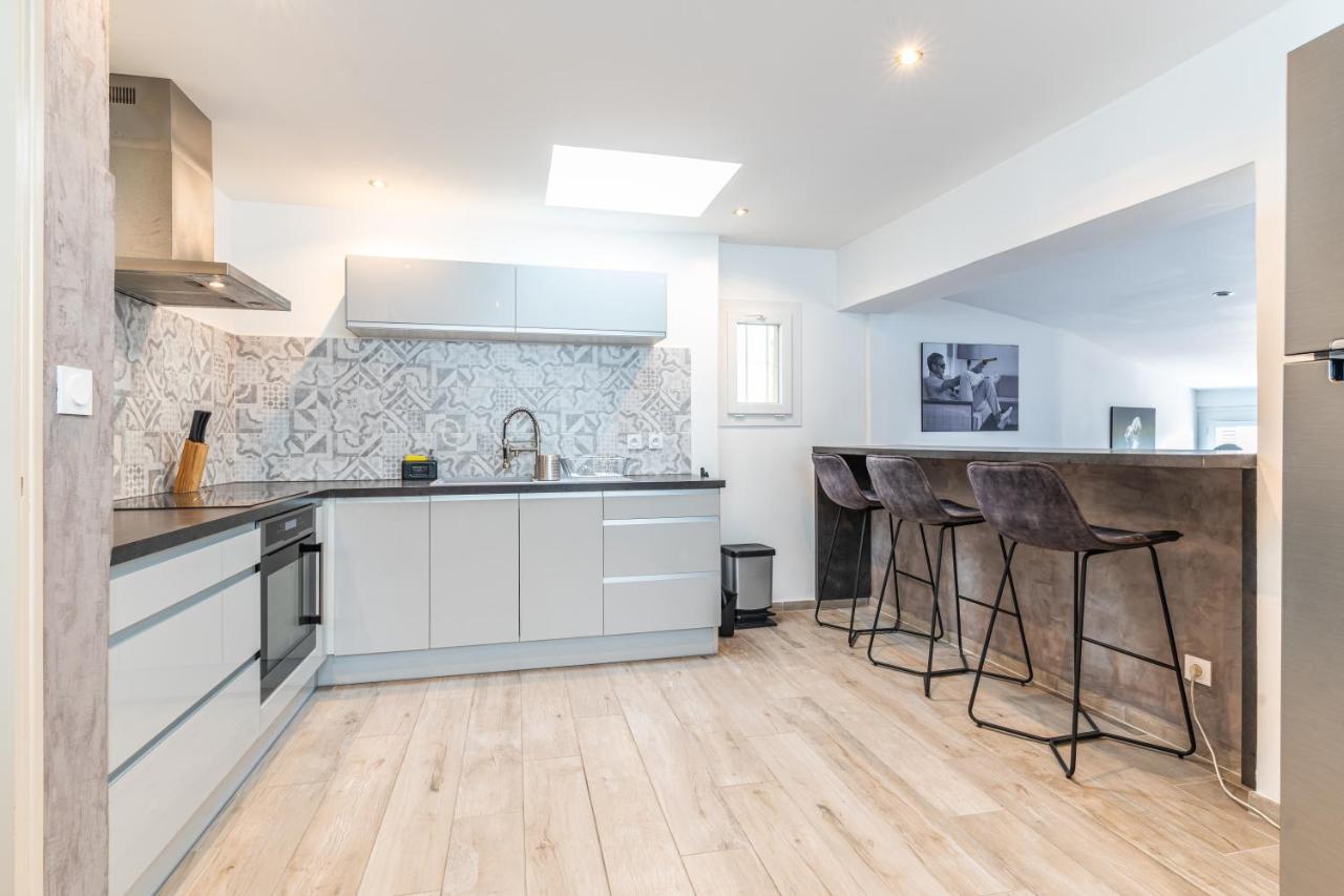 Superbe Appartement Avec Terrasse Sur Les Toits Manosque Esterno foto