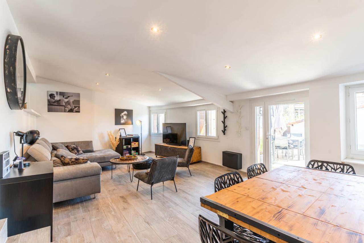 Superbe Appartement Avec Terrasse Sur Les Toits Manosque Esterno foto